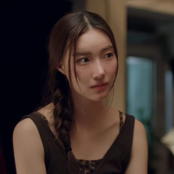 peachtaeri24's tweet photo. i want jingjing play good and evil twins in love with jan's character in dark romance gl like picha and lee mhai's personality in jingjing's twins characters https://t.co/i9YVu5SgpT