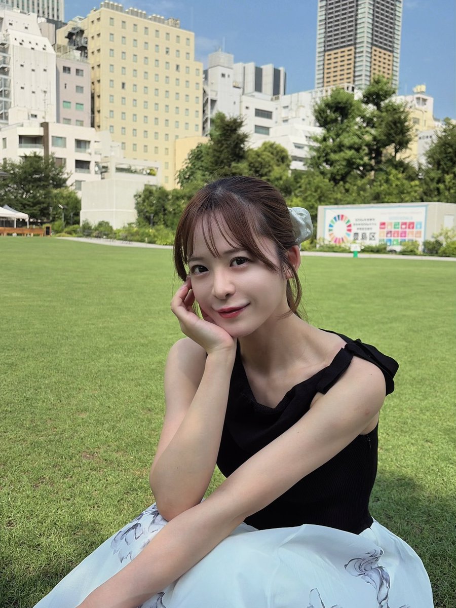 tsukasa_lg's tweet photo. 真夏の彼女感🍧 https://t.co/Y9cWlRAPPD