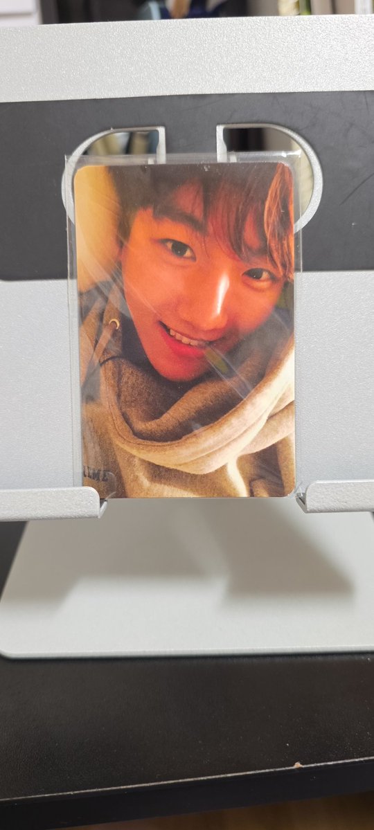 sun_flower_0506's tweet photo. 엑소 백현 포토카드 양도합니다
 
하자x
 배송비포함 1.5

#엑소 #EXO 
#포토카드 #포카 #엑소굿즈  #백현  #백현굿즈 
#baekhyun #exogoods #baekhyungoods https://t.co/oKL6L1Tbm6