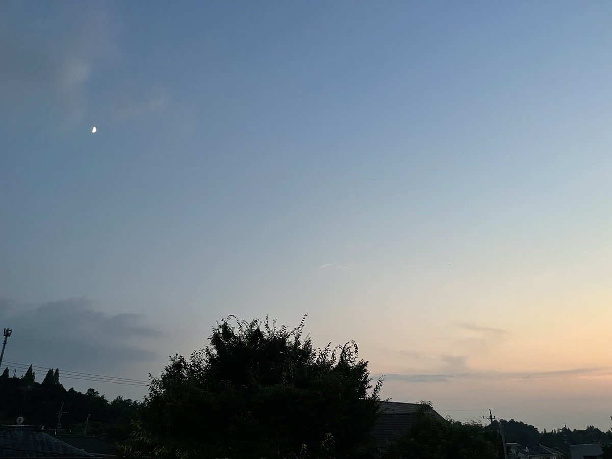 mizunami754's tweet photo. まだ暑いけど💦良き空。どうやら酷暑日だそうです😅　#イマソラ
#空が好き　#多治見市　#可児市 https://t.co/nV4LzLZNRr