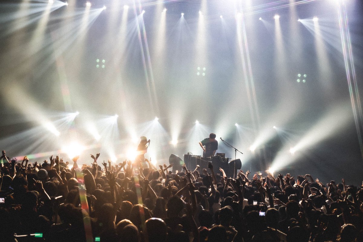 gal_official's tweet photo. Zepp Yokohama https://t.co/S4jz7J93Uf
