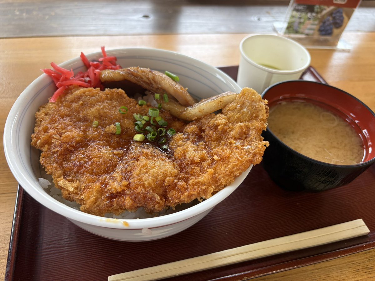 ningenBike's tweet photo. 毎日ご飯がうますぎて困る。
最近何食っても美味くてかなわんぜ🥲
肥えるぶひー https://t.co/0r0p0HGUsj