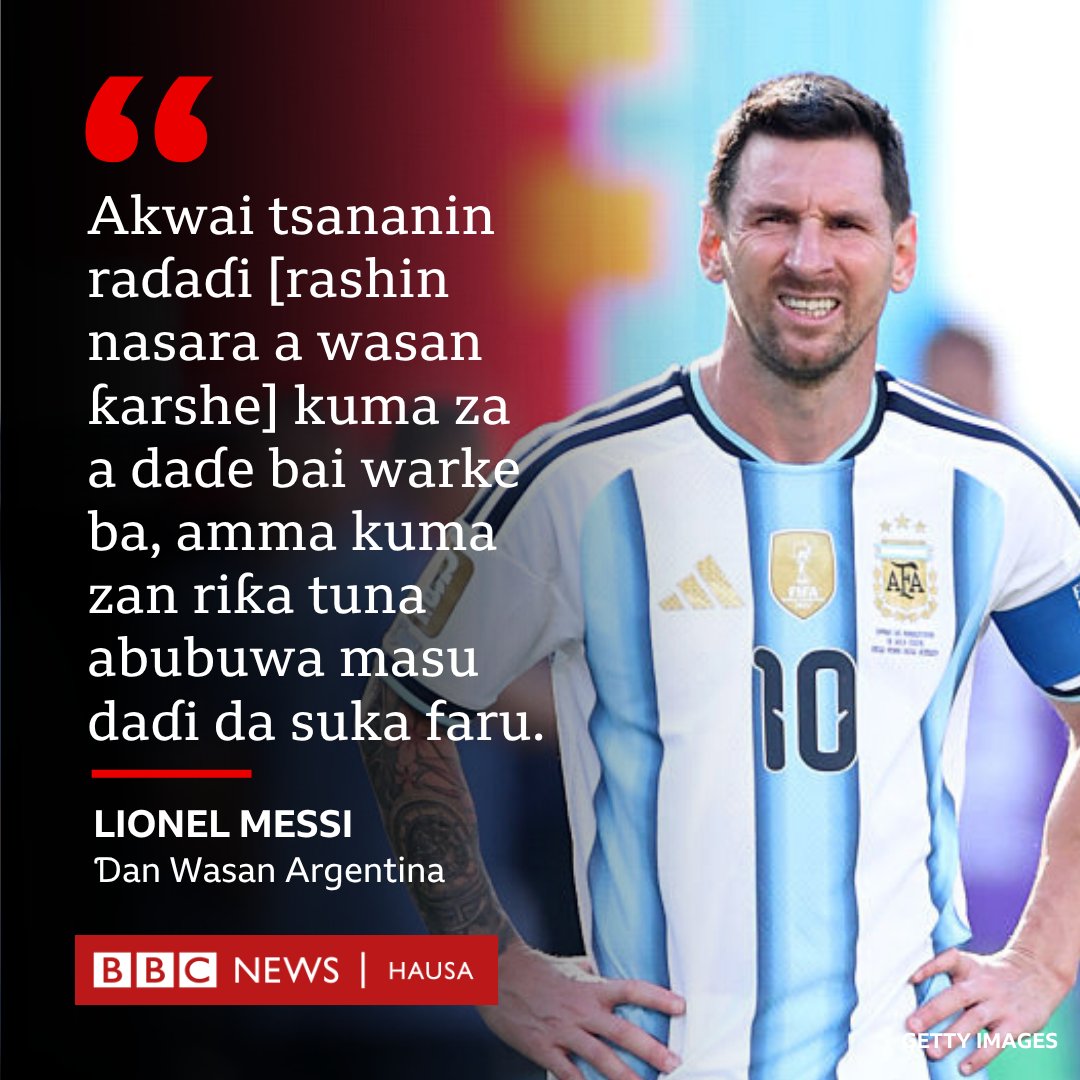 bbchausa's tweet photo. A wani saƙo da ya wallafa a shafinsa na sada zumunta, kyaftin ɗin Argentina, Lionel Messi ya ce suna cikin raɗaɗi na rashin nasarar da suka yi a wasan ƙarshe na gasar Kofin Duniya.

Yanzu Messi ya yi rashin nasara a wasannin ƙarshe biyu na gasar. https://t.co/Uv7L6g9sVl