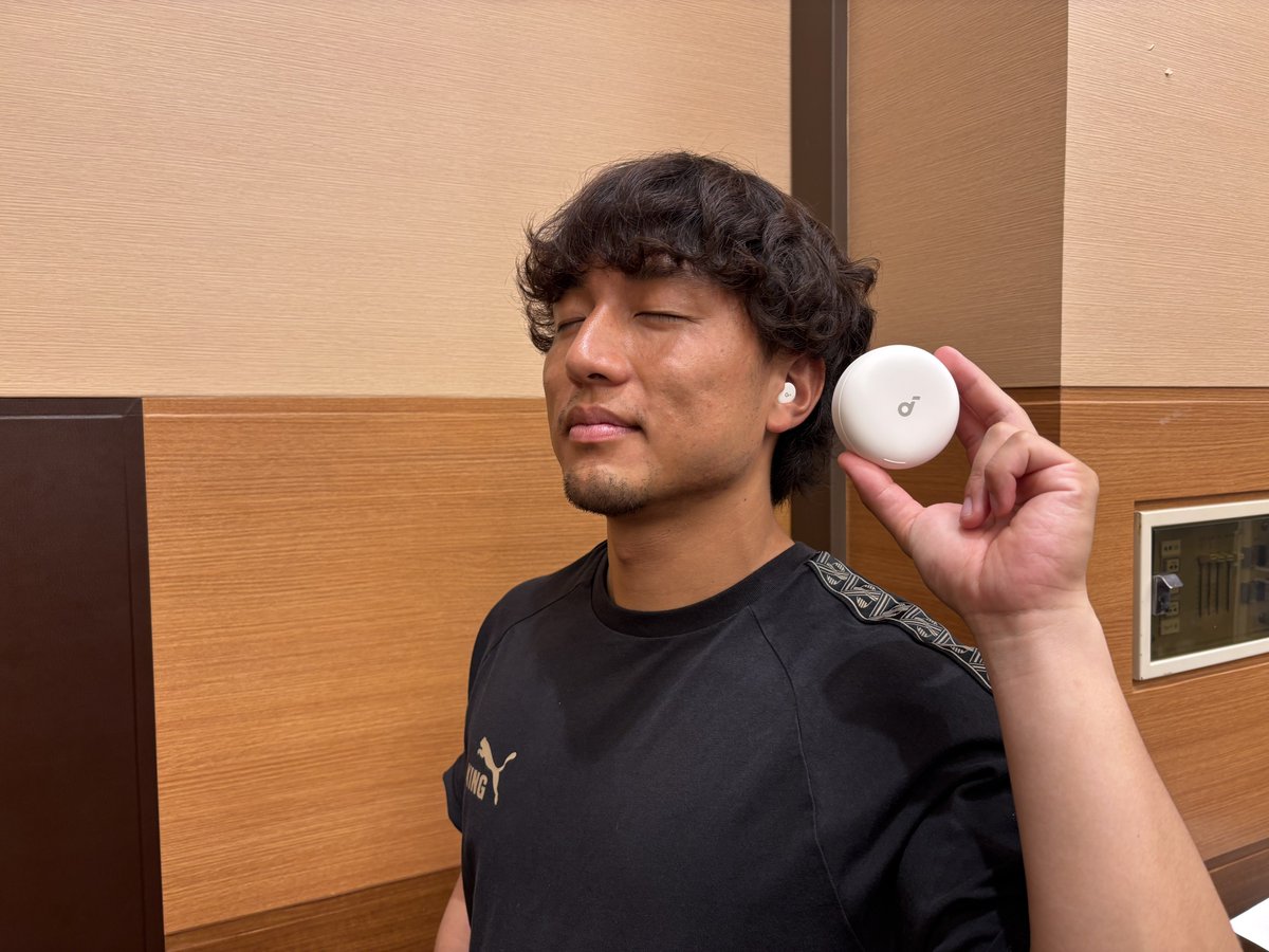 frontale_staff's tweet photo. 【北海道・七飯町キャンプ】
キャンプ期間中も、より良いコンディションづくりをサポートいただいています‼
オフィシャルトップパートナーのAnker様よりご提供いただいているアイテムを選手たちも活用中📱🎧⚡
移動の合間の充電はもちろん、リラックスタイムや睡眠環境のサポートまで。
快適なキャンプ生活を支える心強いパートナーです🙌
26/27シーズンも #Anker 様とともに、最高の準備を進めていきます💪

【営業】#frontale