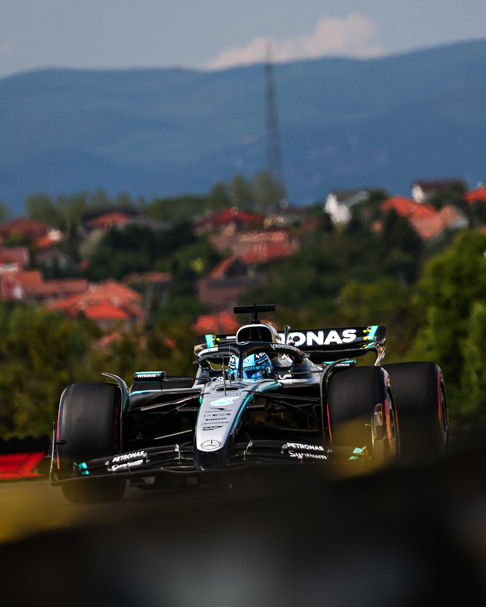 MercedesAMGF1's tweet photo. Highlights on track in Hungary 👌 https://t.co/Xis2qKgGCQ