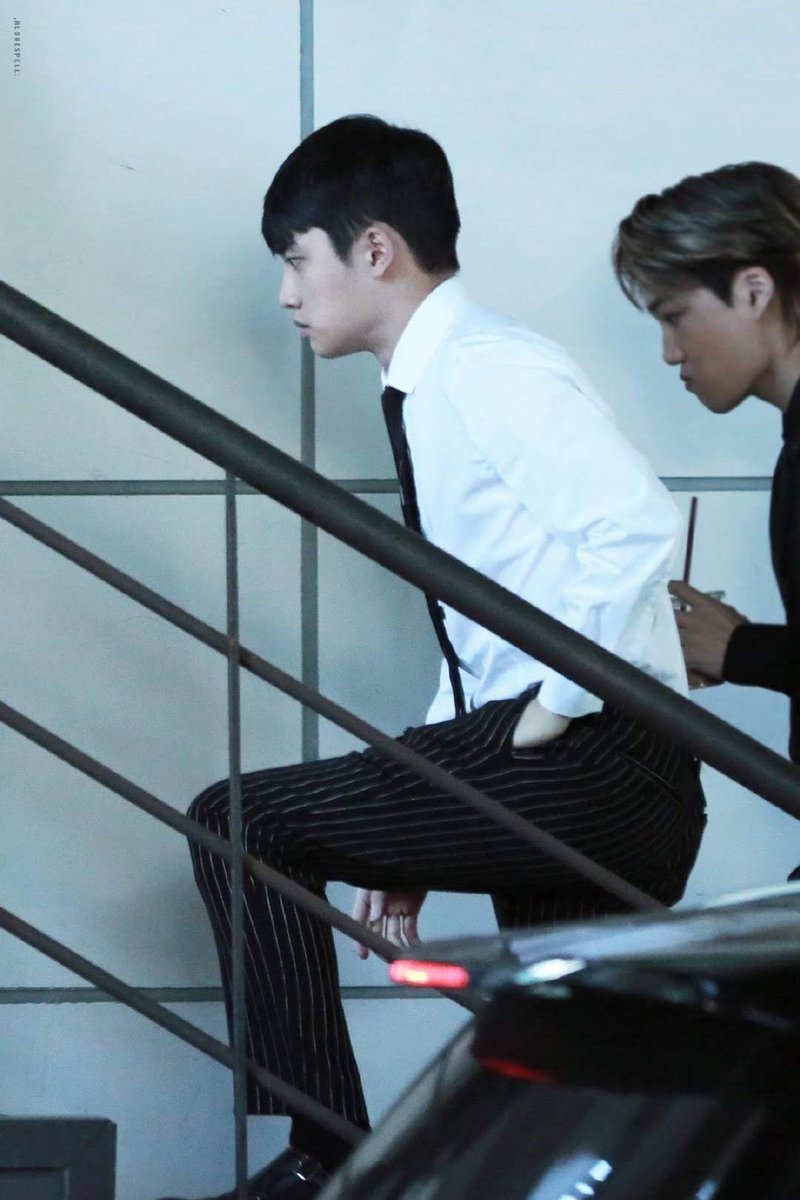 넥타 tweet media