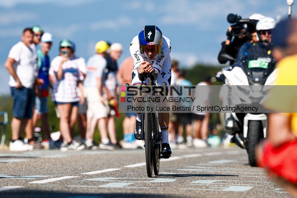 Na1chaca's tweet photo. 🇧🇪 Remco Evenpoel last thirteen normal ITTs (non MTT or Prologue):

1st
1st
1st
1st
1st
1st
1st
1st
1st
1st
1st
1st
1st https://t.co/bn7xjKaLTM