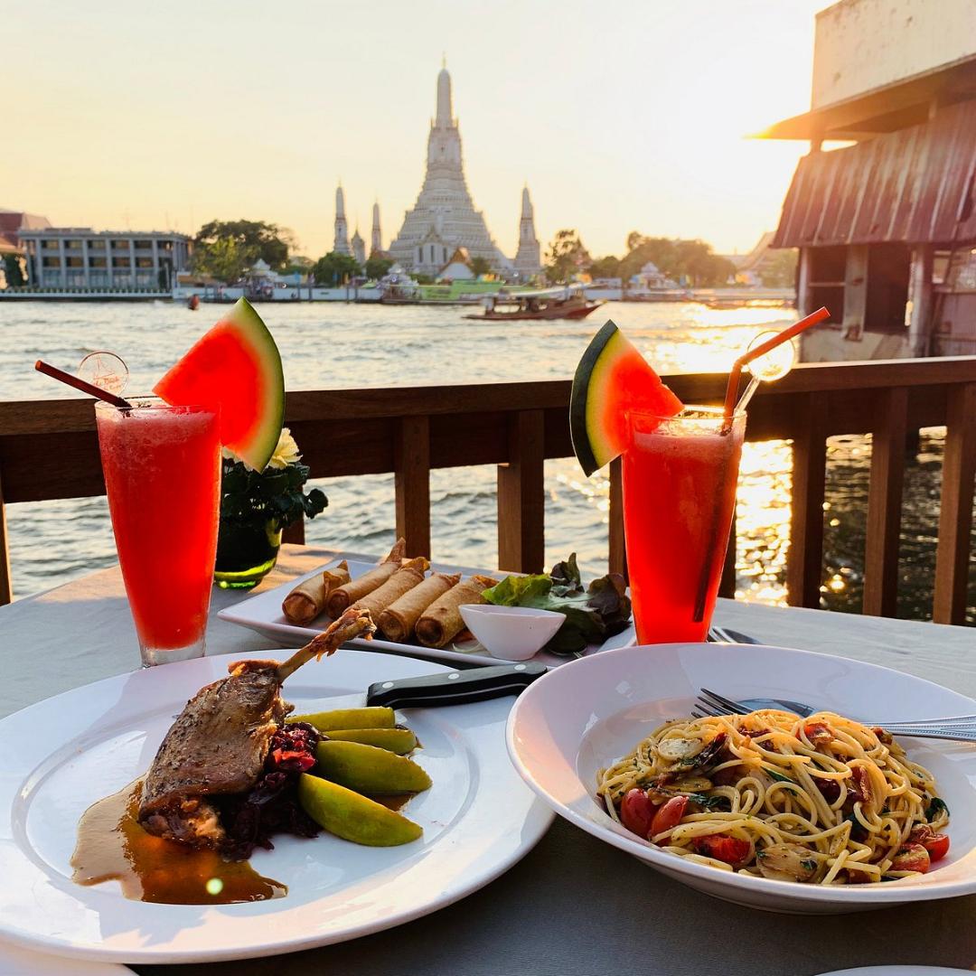 statsglobe's tweet photo. 🍽 Best Cities for Food in the World:

1. 🇵🇪 Lima  
2. 🇹🇭 Bangkok  
3. 🇲🇽 Mexico City  
4. 🇬🇧 London  
5. 🇪🇸 Barcelona  
6. 🇻🇳 Ho Chi Minh City  
7. 🇦🇺 Melbourne  
8. 🇨🇳 Beijing  
9. 🇬🇷 Athens  
10. 🇵🇹 Lisbon  
11. 🇿🇦 Cape Town  
12. 🇯🇵 Osaka  
13. 🇮🇳 Bangalore  
14. 🇮🇹 Naples  
15. 🇺🇸 New York City  
16. 🇭🇰 Hong Kong  
17. 🇦🇷 Buenos Aires  
18. 🇫🇷 Marseille  
19. 🇩🇰 Copenhagen  
20. 🇨🇴 Medellin  

Source: Time Out 2026
