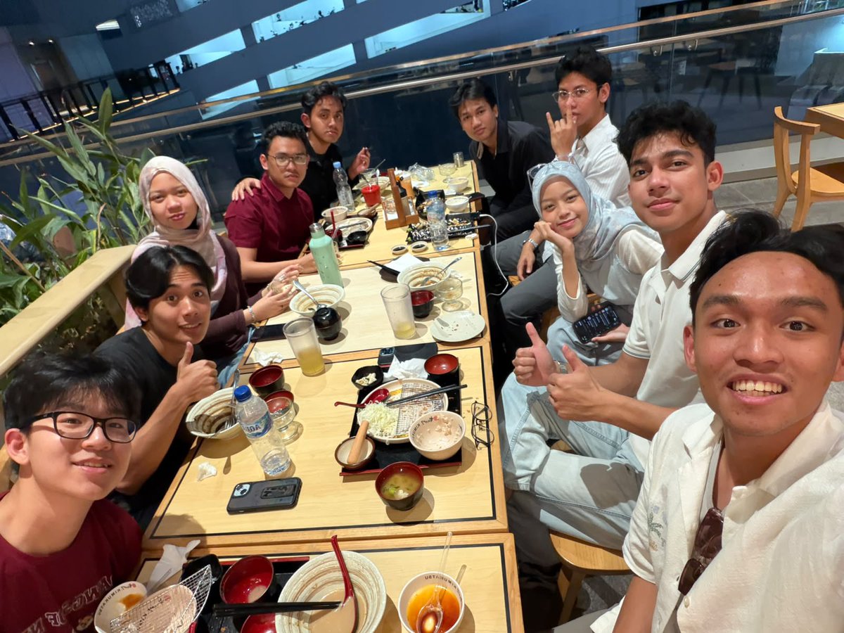 unerlovyu's tweet photo. Fufuarfa dan alfi lu terbaik deh intinya, terimakasih sudah update bersamaa adik kamidi
#Alfi #Evan #Arfa #Aan #Zain #Darrel #Alia #Kadi5 #shifa #Excell https://t.co/m7T5au1wLZ