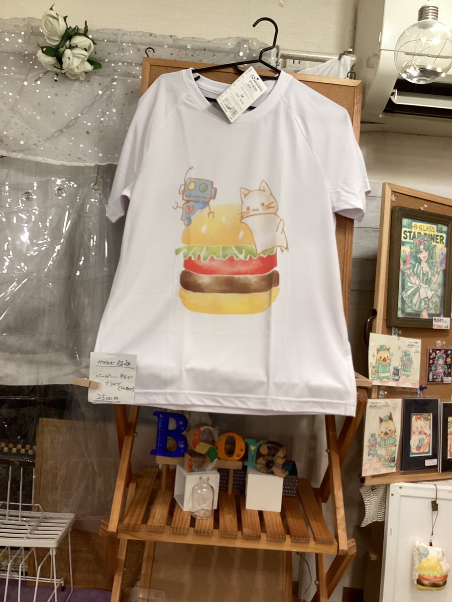 be_sora2nd's tweet photo. #福福おすそわけ展
#極彩色ダイナー展
❤️速報ーーー 🌟なんとか設営完了です✅
その２ https://t.co/nyCUjbDxoa