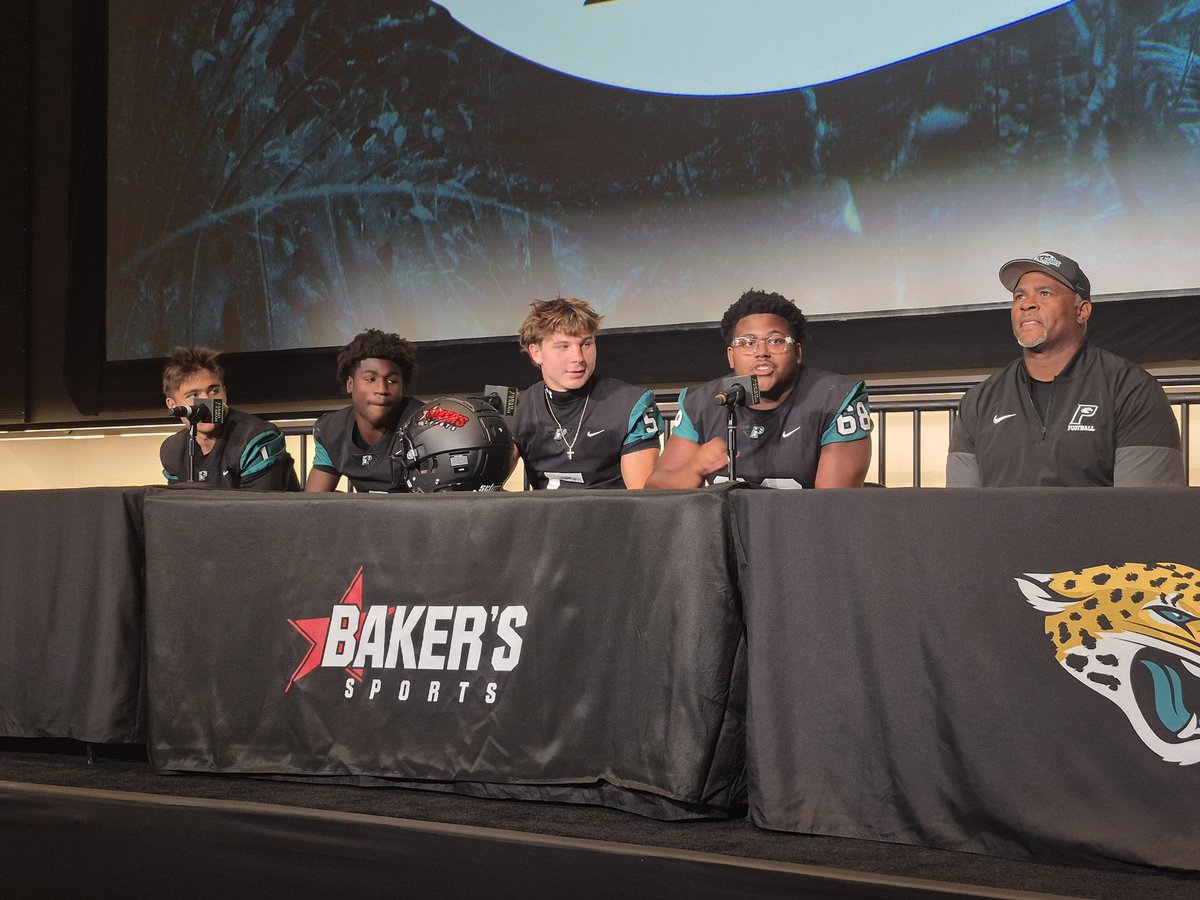 CFreemanJAX's tweet photo. We've got @provschool up next at #HSMediaDay. Going to be in new FHSAA Independent Football League with a young lineup. https://t.co/cE4TPbJ24H