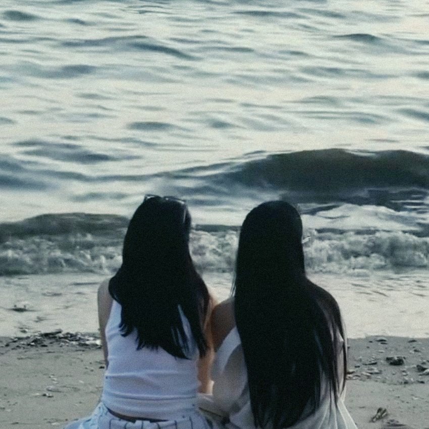 ameelvu's tweet photo. 《《 My Home Is With You 》》

#FayeAtom https://t.co/aG7XOvK5H0