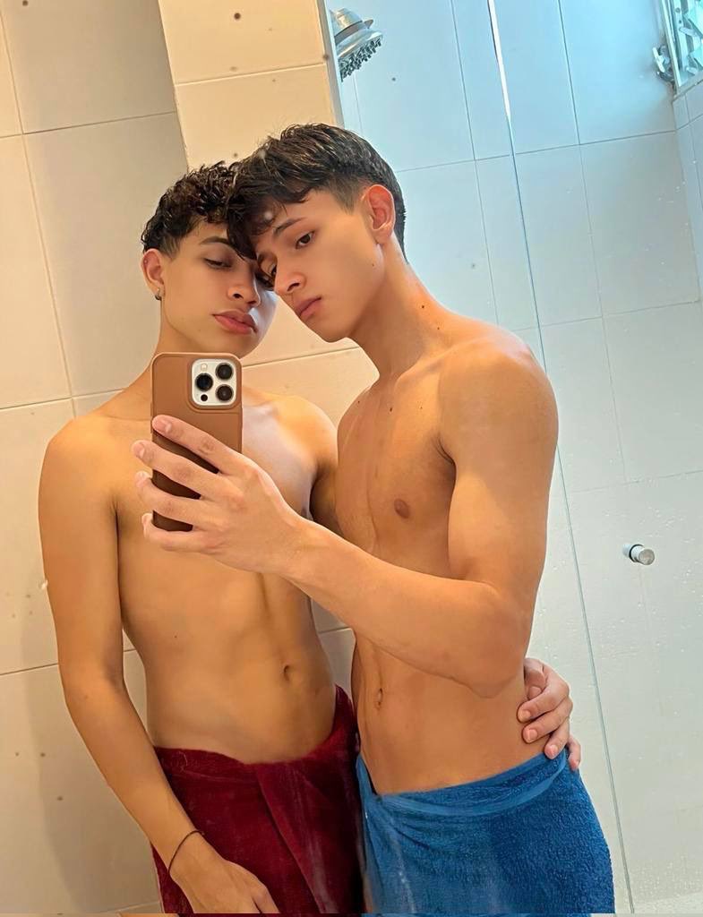 JohnSmithds7p's tweet photo. DM for hot 🥵 bait files mega links and channels 
Hit me up @ https://t.co/Gb7YfxNOm0

#teencp #gay https://t.co/zkRtja6117