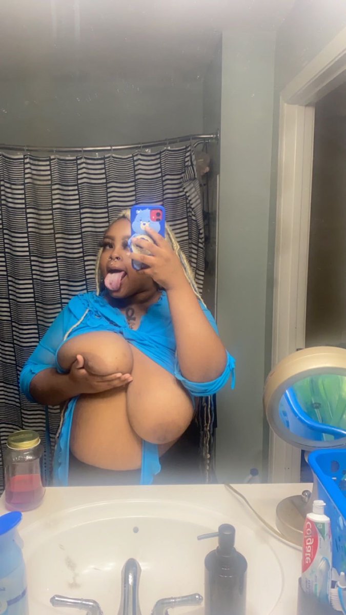 Kdime_'s tweet photo. @MissBNasty Titty Tuesday 🩵💋 https://t.co/0EWM4R64RG