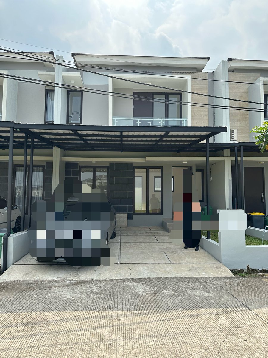 priliaapril's tweet photo. Apa barang termahal yang pernah kalian beli pake uang sendiri?  

Aku :
Rumah Kedua dan mobil kedua second cash 💖 ga nyangka ada di titik bisa beli  keduanya di umur udah mau masuk kepala 30an. Abis ini kebeli rumah ketiga dan mobil keempat dan seterusnya aminnnn 😋 https://t.co/RRMc4p7Mut