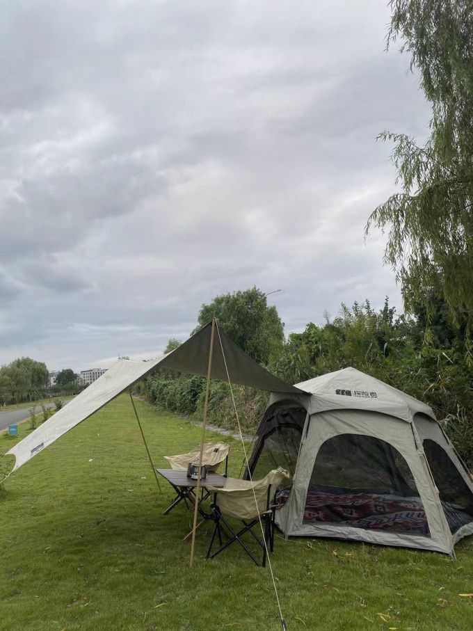 nea__yang's tweet photo. Just woke up to crisp mountain air, the sound of crickets, and a blanket of stars above my tent—this quiet escape is exactly what I needed  #CampVibes #NatureTherapy https://t.co/gLUBehZYnt