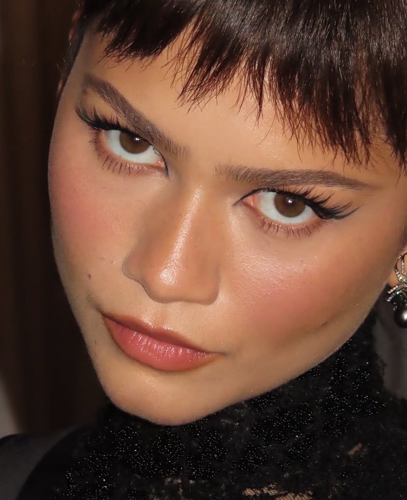 _nahmt's tweet photo. zendaya
makeup by: ernesto casillas https://t.co/VGv1AdMXkg