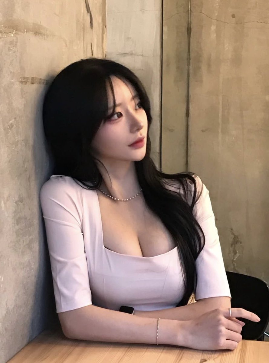 y82629's tweet photo. 김가희 https://t.co/QKSYqGkfRK