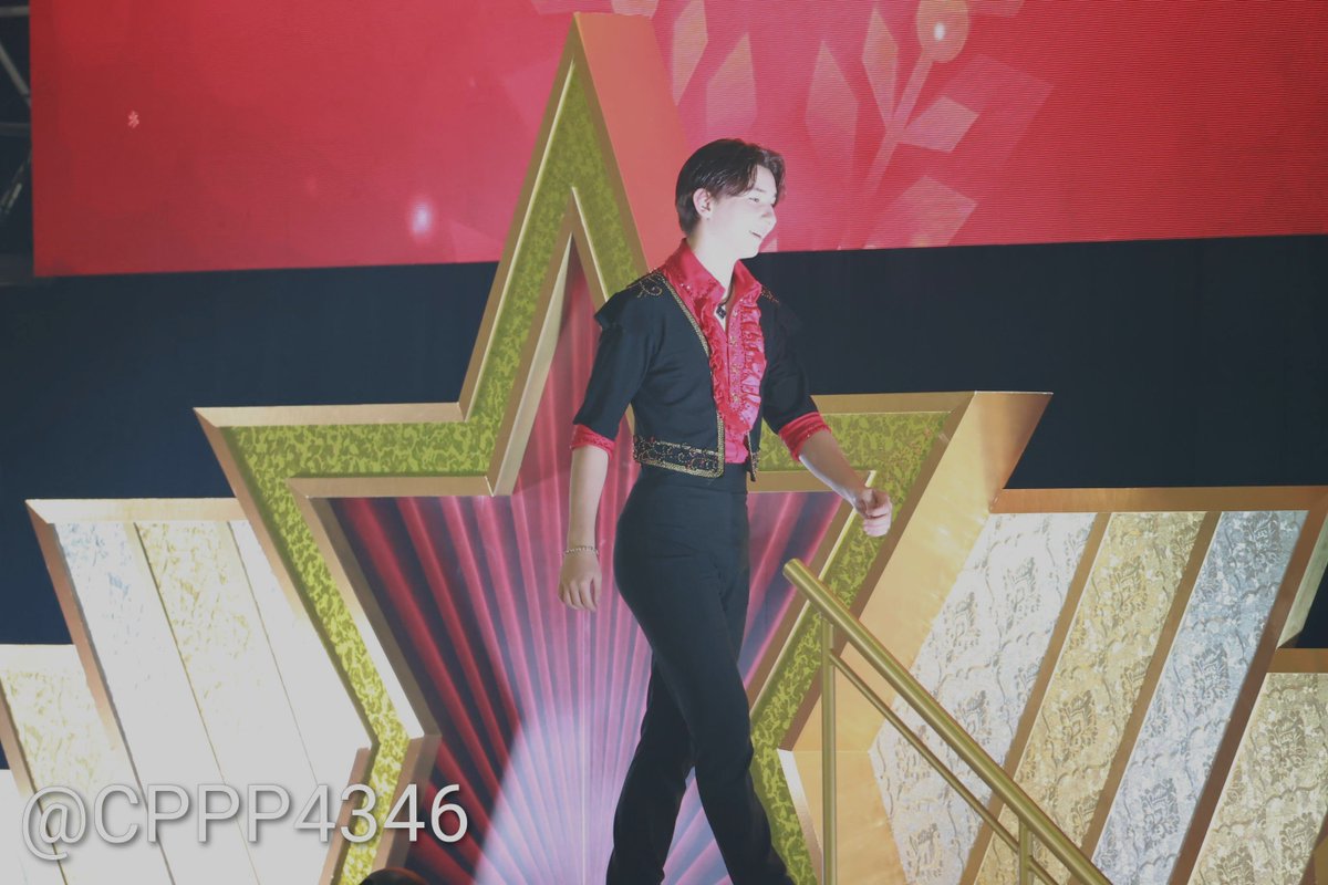 CPPP4346's tweet photo. #PIW2026_2027横浜公演
THE REVUE ON ICE

ゲストスケーターの皆さま🌟③

#荒川静香
#青木祐奈
#中田璃士

（新葉ちゃんの写真だけ全部ブレブレで載せることができません💦新葉ちゃんごめんなさい🙇‍♀️🙇‍♀️🙇‍♀️） https://t.co/Uyvec5vT2h