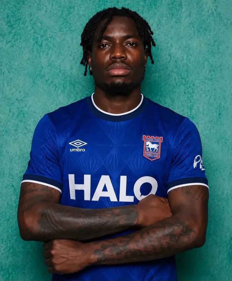 TheFilbertStand's tweet photo. Leicester City confirms that Abdul Issahaku Fatawu has left Leicester City for a £20,000,000 move to Ipswich. 

Goodbye, Abdul Fatawu 💙🦊 https://t.co/OcudYiGQWd