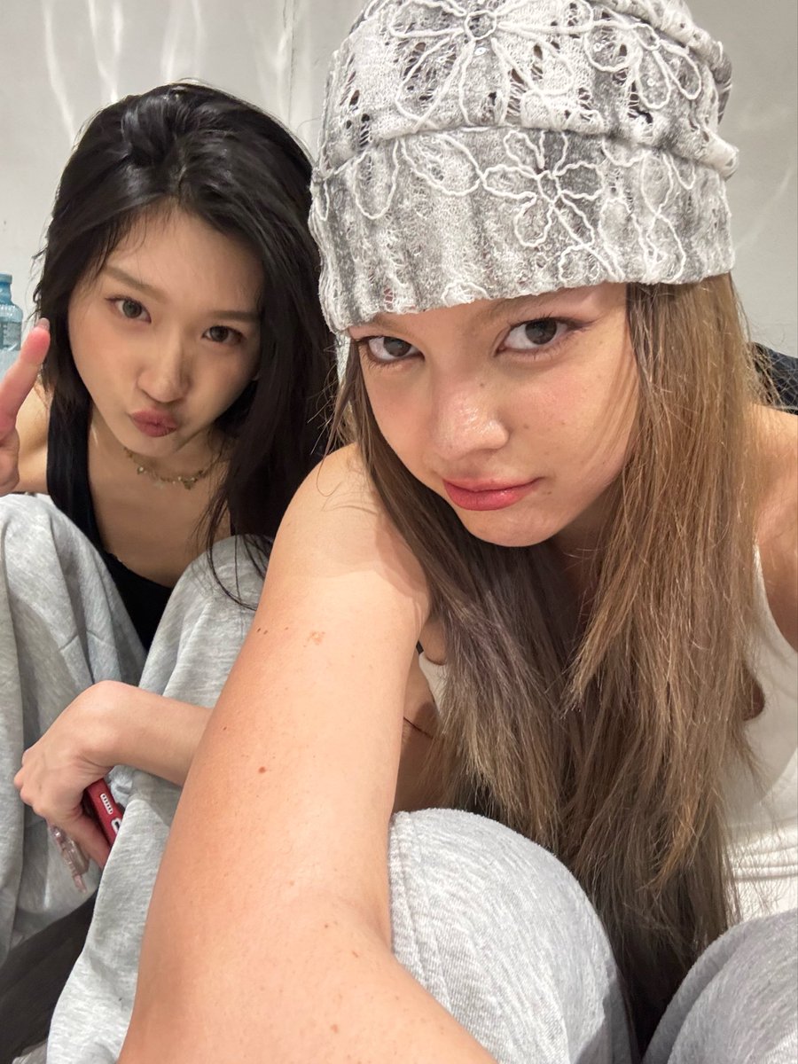 sonyaproud's tweet photo. แจกเซลฟี่คับแม่แม่ https://t.co/t2RcJpF8wK