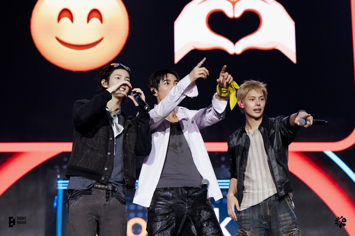 zhaoyufancokr's tweet photo. https://t.co/XYBR045RVT