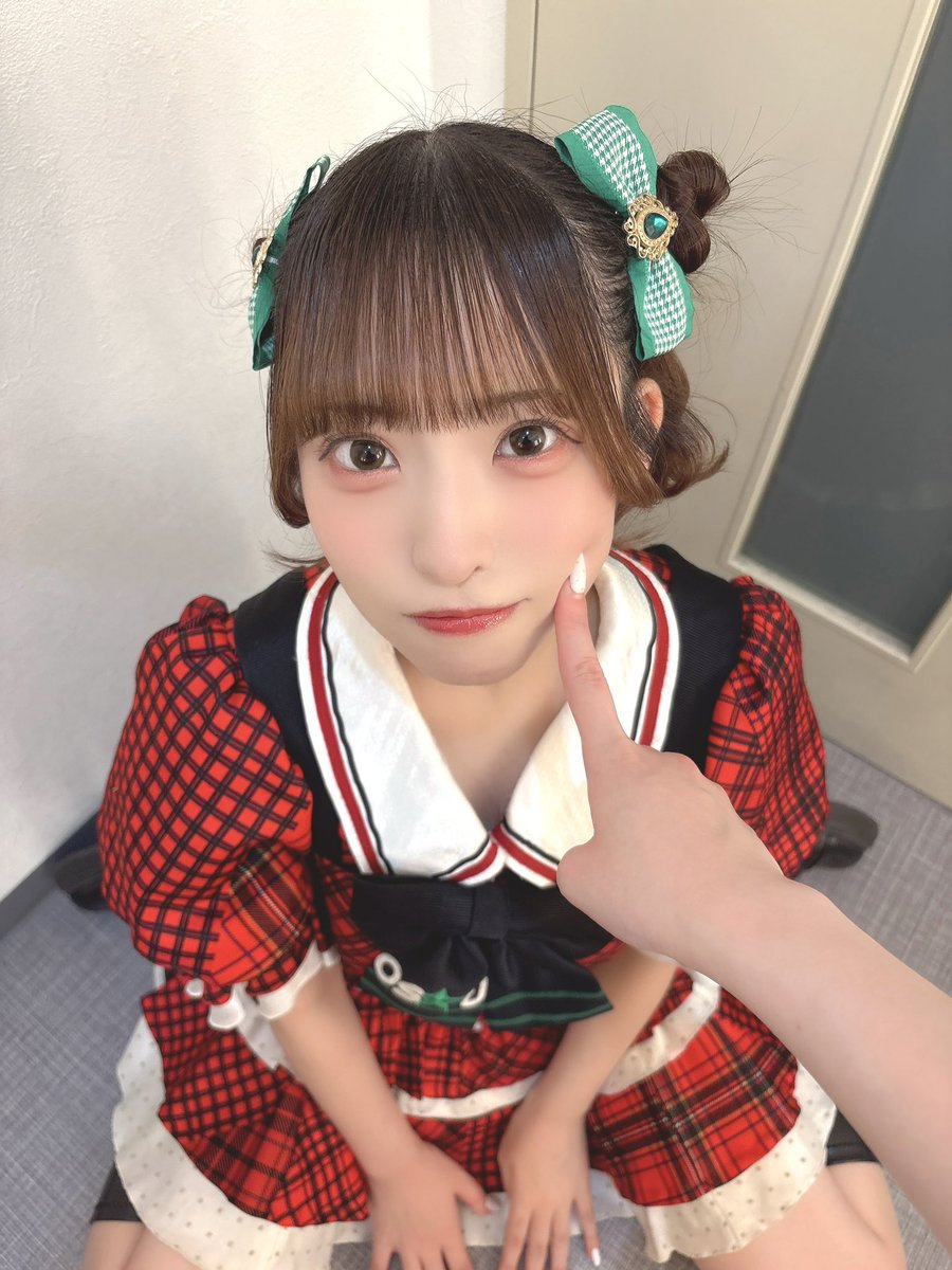 火曜日みんなお疲れ様だよ🌱 今日は、『OS☆U定期Zephyr LIVE』りりか