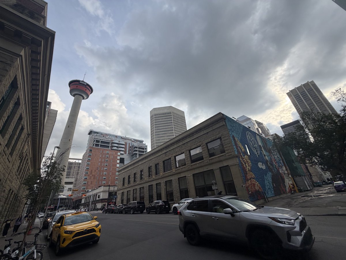 rodgeau's tweet photo. Good morning from Calgary! 🇨🇦 https://t.co/sK0J2uNey2