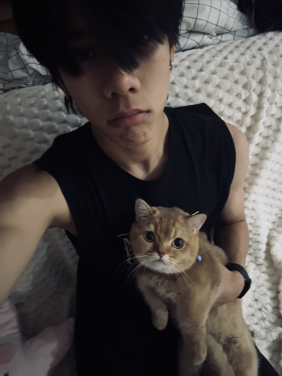 TuiChayatorn's tweet photo. ค้าบ https://t.co/ZMohG0jg3Y
