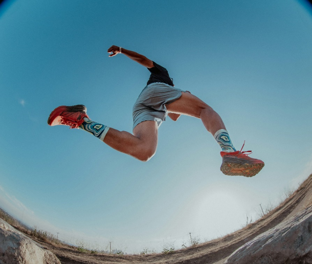 DownEspana's tweet photo. El verano es un momento perfecto para proponerse un reto☀️💪Ahora que tenemos más tiempo libre, ¿por qué no convertir ese reto en una forma de ayudar?
Puedes proponerte caminar más, vaguear menos, hacer deporte o dejar un mal hábito… y, ya de paso, pedir a tus familiares y amigos que te apoyen haciendo una donación para mejorar la calidad de vida de las personas con síndrome de Down y sus familias.
💙 Propón tu reto solidario aquí: https://t.co/zu5bXv9Nvi