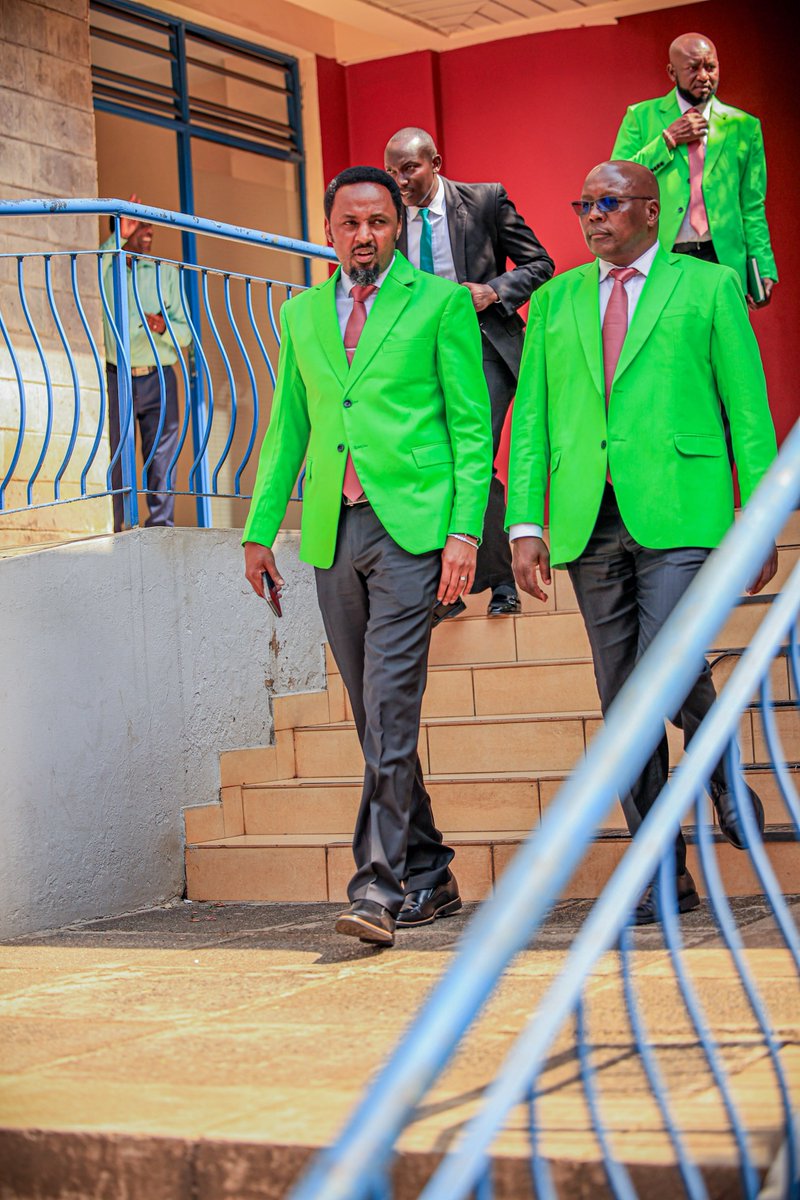 KarungoThangwa's tweet photo. The new Parliament-Green. 
We are back in town. 
#OlKalouHoyeee https://t.co/g1VEQMgk2l