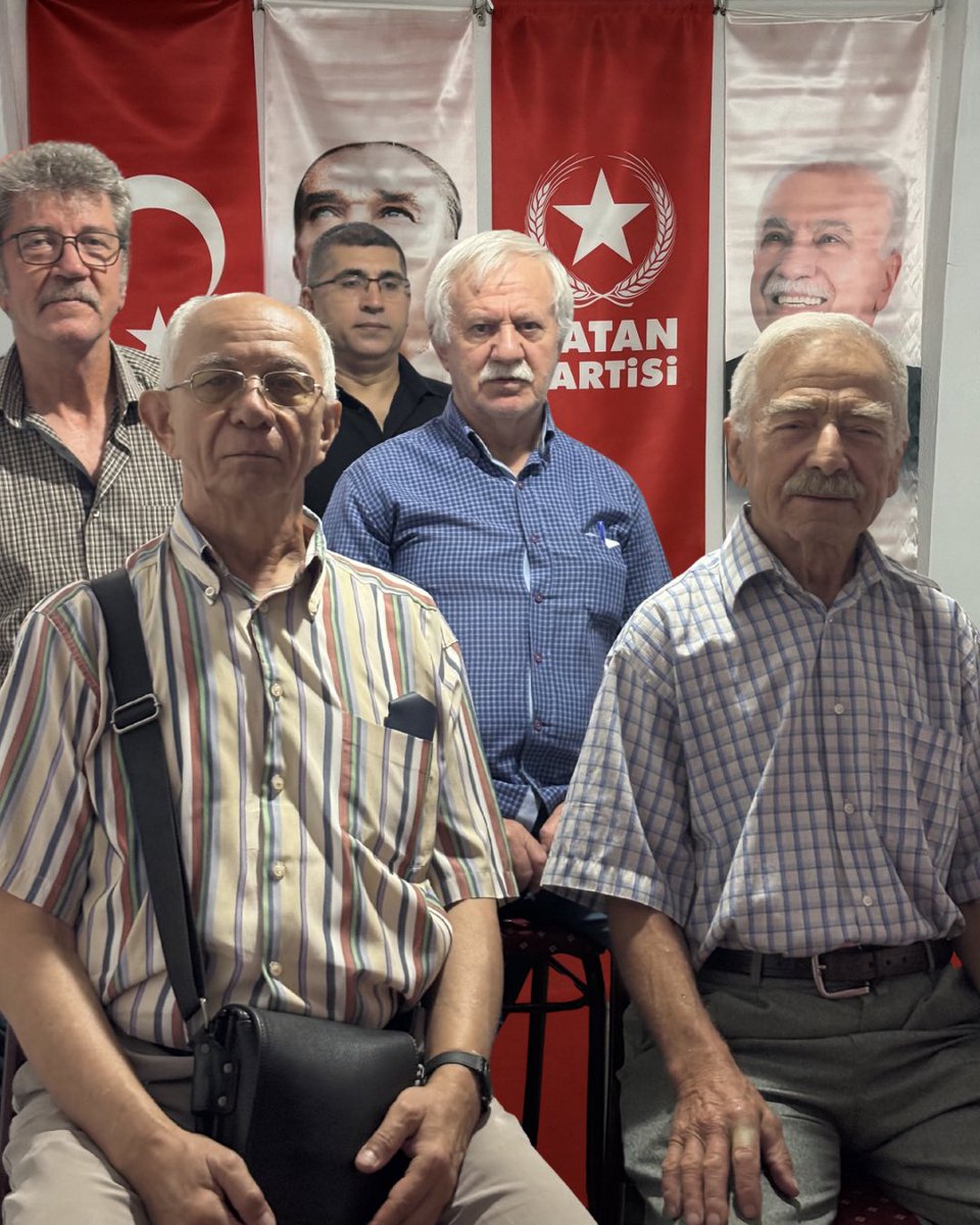 EdirneVatan's tweet photo. Bugün Süloğlu Olağan İlçe Kongremizi büro açılışımızla birlikte başarıyla tamamladık. İlçe Başkanlığına seçilen İzzet BALIN’ı ve yönetim kurulunu tebrik ediyor, partimizin iktidar yürüyüşünde başarılar diliyoruz. https://t.co/ZgPXV6WLr6
