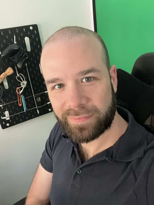 Fildrong's tweet photo. Je commence à faire des tests bien bien courts à la limite du ''tout rasé''

L'étape finale se rapproche... https://t.co/AoMGWSOn71
