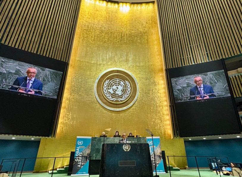 UNRSC's tweet photo. Day 2 of the @UN Global Road Safety Meeting.

Hosted by @UN_PGA and @WHO, leaders will work to accelerate action to halve road deaths by 2030.

🟢 Watch @ 10am ET 👉https://t.co/0Ox81x8QyG
🟢 About the meeting 👉https://t.co/ku43csUzNj
🟢 Global progress 👉https://t.co/F0zAE2ecYo https://t.co/JF9uENpakV
