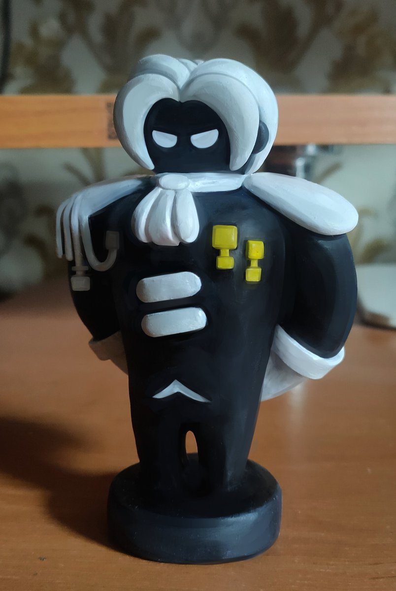 wldhow's tweet photo. Last year's work that I would like to share
#beholderconductor #majorsargas #figure #polymerclay https://t.co/Xy2lgTl0TK