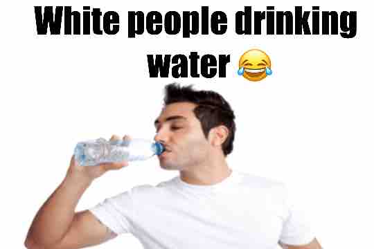 AjaIsntHere's tweet photo. @ChimaPhag I made this antimeme awhile ago do u think she would find it funny https://t.co/tdCU3J7hN5