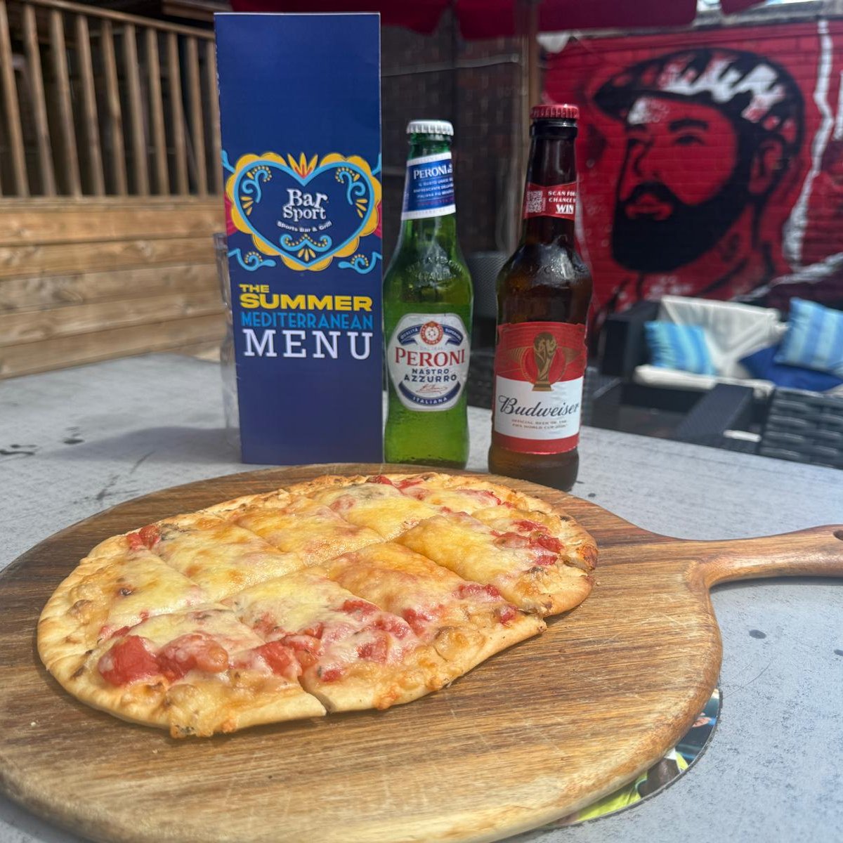 Barsport's tweet photo. 𝑲𝒆𝒆𝒑 𝒊𝒕 𝒔𝒊𝒎𝒑𝒍𝒆. 𝑲𝒆𝒆𝒑 𝒊𝒕 𝑴𝒂𝒓𝒈𝒉𝒆𝒓𝒊𝒕𝒂! 🍕

Tomato Sauce, Mozzarella &amp; Fresh Basil - Pure simplicity &amp; Perfectly baked

#margheritapizza #pizza #pizzatime #BarSport https://t.co/gWoiCI0qcQ