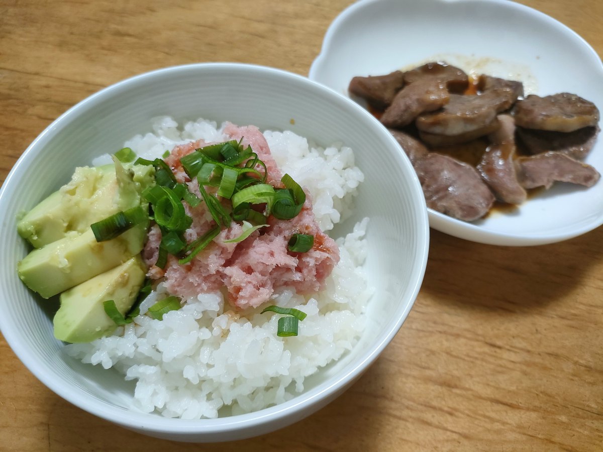 billion_log's tweet photo. ねぎとろ丼です！ https://t.co/dGfWFfxYoR