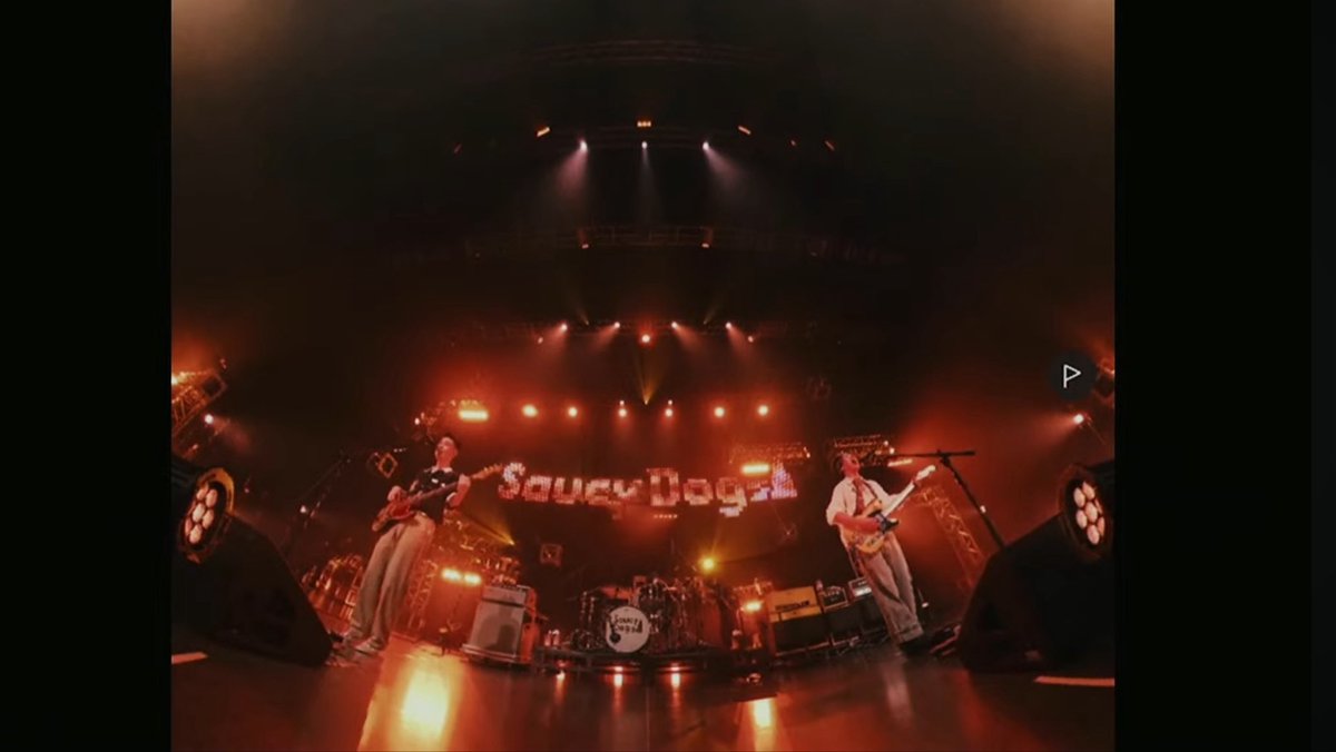dochapanda's tweet photo. オレンジのライブ化けがエグい。#サウシーNOWLOADING https://t.co/DuvGBt8vLB
