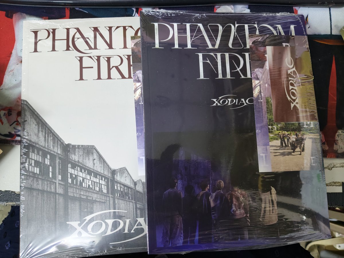 HarunNoras83540's tweet photo. Album Phantom Fire dah sampai π
Sing pulang byk kali sungguh yaπ
Mujurlah Leo pulang sekali.
#XODIAC
#PHANTOMFIRE https://t.co/gul7k38Pcv