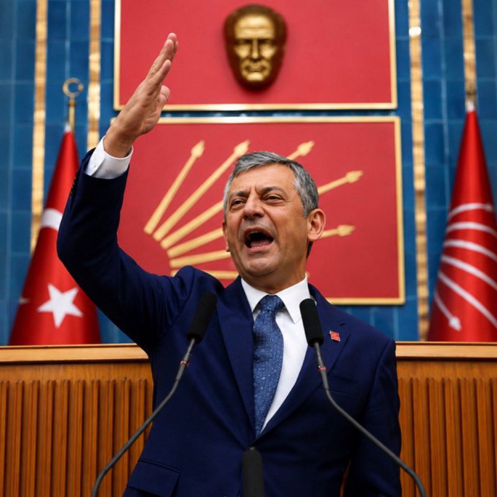 ajansmuhbir1923's tweet photo. Özgür Özel’i ve Yeni Parti’yi destekleyen 85 milletvekili:

• Mahmut Tanal
• Yunus Emre
• Hasan Öztürk
• Umut Akdoğan
• Ahmet Vehbi Bakırlıoğlu
• Aliye Coşar
• Murat Bakan
• Sezgin Tanrıkulu
• Seyit Torun
• Suat Özçağdaş
• Gökçe Gökçen
• Yüksel Taşkın
• Bülent Tezcan
• Gizem Özcan
• Ayça Taşkent
• Uğur Bayraktutan
• Süleyman Bülbül
• Özgür Karabat
• Talih Özcan
• Elvan Işık Gezmiş
• Deniz Yücel
• Murat Çam
• Şeref Arpacı
• Sibel Suiçmez
• Ümit Özlale
• Asu Kaya
• Burhanettin Bulut
• Karahan Pala
• Eylem Ertuğrul
• İbrahim Arslan
• Tahsin Ocaklı
• Özgür Ceylan
• Özgür Erdem İncesu
• Gökan Zeybek
• İsmail Atakan Ünver
• Ayhan Barut
• Hikmet Yalım Alıcı
• Aylin Yaman
• Veli Ağbaba
• Ensar Aytekin
• Ulaş Karasu
• Melih Meriç
• Seda Kaya Ösen
• Aliye Timisi Ersever
• Süreyya Öneş Derici
• Mustafa Erdem
• Orhan Sümer
• İsmet Güneşhan
• Cavit Arı
• Ali Gökçek
• Bekir Başevirgen
• Fahri Özkan
• Talat Dinçer
• Mehmet Tahtasız
• Servet Mullaoğlu
• Namık Tan
• Ali Mahir Başarır
• Gökhan Tünaydın
• Murat Emir
• Özgür Özel
• Mühip Kanko
• Serkan Sarı
• İzzet Akbulut
• Yaşar Tüzün
• Deniz Yavuzyılmaz
• Turan Taşkın Özer
• Tekin Bingöl
• Aşkın Genç
• Harun Özgür Yıldızlı
• Metin İlhan
• Aykut Kaya
• Ednan Arslan
• Evrim Karakoz
• Salih Uzun
• Cemal Enginyurt
• Gamze Taşçıer
• Evrim Rızvanoğlu
• Mustafa Sarıgül
• Zeynel Emre
• Nail Çiler
• Nurhayat Altaca Kayışoğlu
• Türkan Elçi
• Barış Karadeniz
• Reşat Karagöz
• Cumhur Uzun