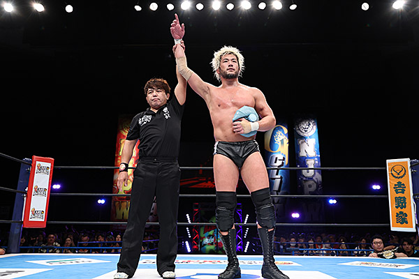 njpw1972's tweet photo. ボルチンが驚愕のパワーファイトで鷹木超えを達成！
 
SANADAがIWGPヘビー級王者・辻から執念の勝利！
 
TAKESHITAがIceとの初シングルを戦慄のTKOで制す！
 
※7.21『G1 CLIMAX 36』仙台大会
新日本プロレスのスマホサイトで詳報中！
 
https://t.co/Fq6Xjz3Sxt
 
#G1CLIMAX36 https://t.co/gL8WWErNLO