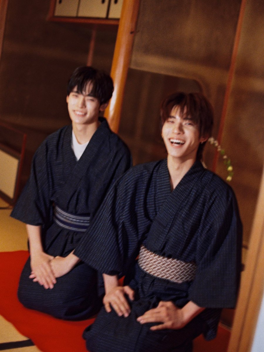 senipich's tweet photo. เห็นด้วงฉินกับกล้องฟิล์มทีไรก็คิดถึงจริง ๆ y y พอยิ่งเป็นรูปกล้องฟิล์มมานรู้สึกว่าผ่านไปแล้วอะ โทนสี มู้ดของภาพมานแบบทำให้คนคิดถึงจริง ๆ 🧘🏻‍♀️ https://t.co/EKVwU8WKX5