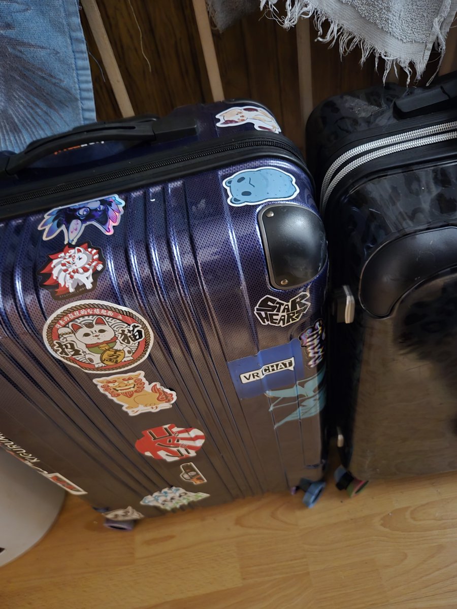 DyLhun's tweet photo. Its almost @vketreal Japan time!#japantravel https://t.co/VbRELUKWVT