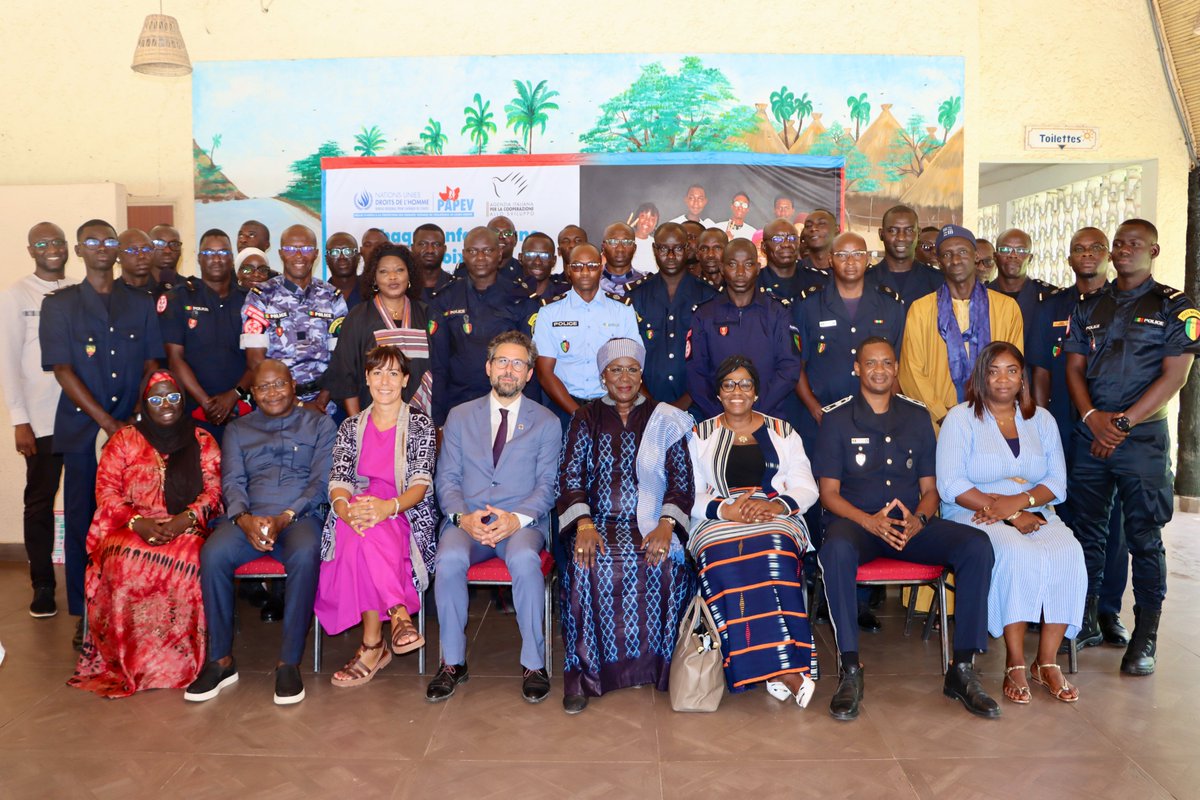 ONU_Droits_BRAO's tweet photo. Ouverture de 3 jours de formation à Ziguinchor pour 40 #OPJ de Kolda, Sédhiou, Tambacounda, Kédougou, Ziguinchor, sur la protection des droits des enfants et les techniques d’audition adaptées aux enfants
Une initiative du #HCDH_BRAO et de @csdhofficiel dans le cadre du #PAPEV https://t.co/bBSRcrfh2F