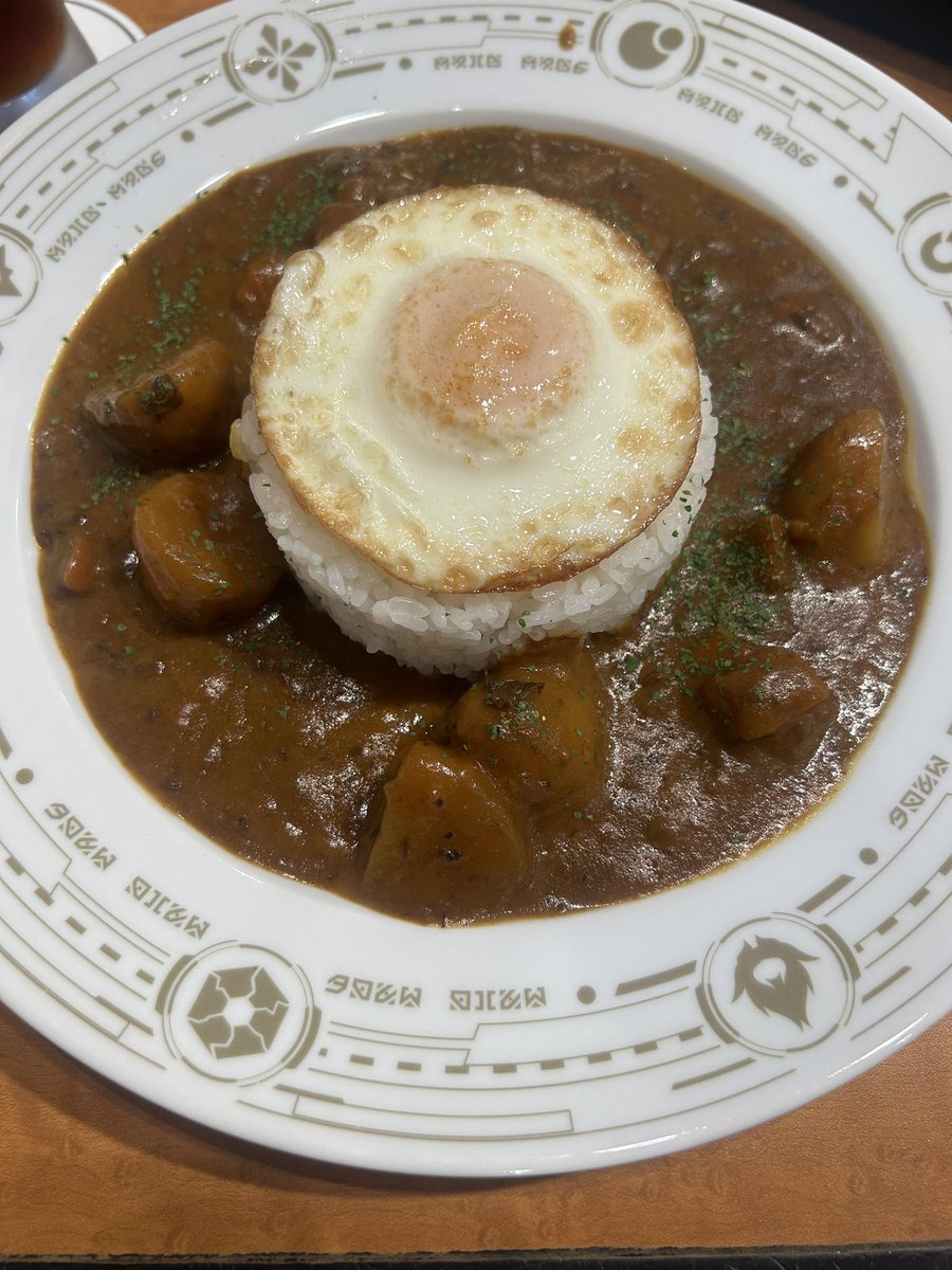 amane_315's tweet photo. #てんてんビーフカレー食べたよ 

7/21 MMにログイン
久しぶりにビーフカレー食べた( ´ڡ`*   )

ういちゃんとも実に6ヶ月ぶりに会った(´>∀<｀)ゝオリジナルドリンクも久しぶりに飲んでまたブロマイドコンプの道再開しようかなって思った https://t.co/xcCacRbmHu
