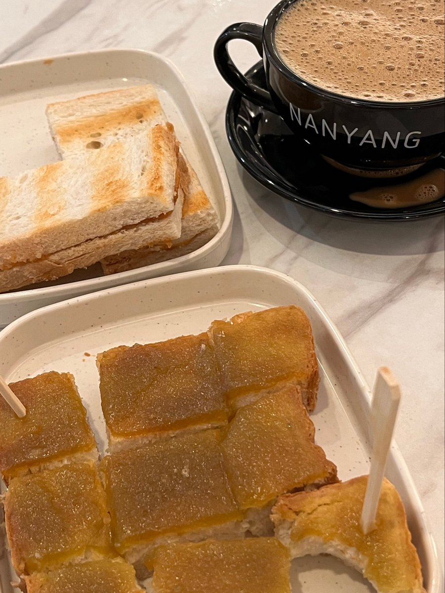 layrugh's tweet photo. 07.19 🍞 https://t.co/4VYGJbrhim