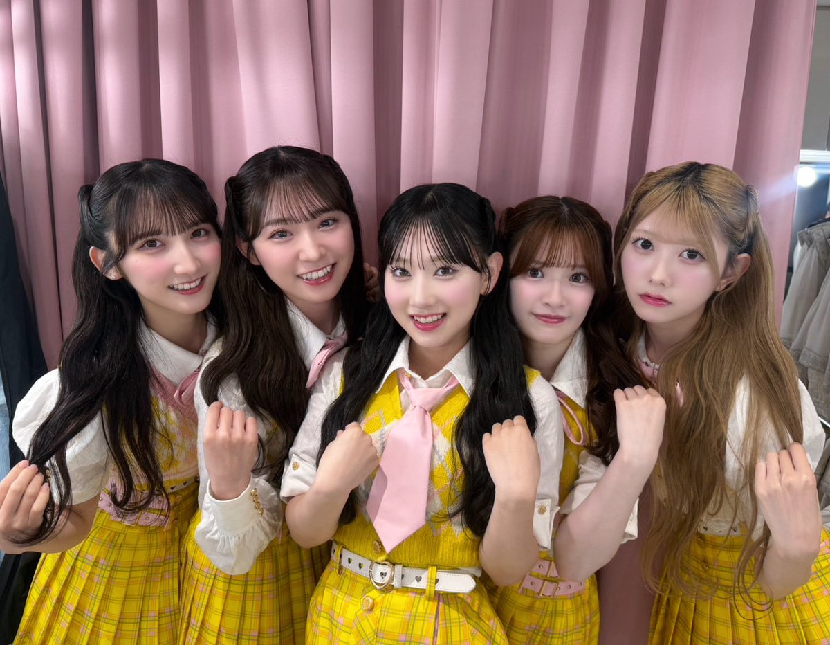 48_RemiTokunaga's tweet photo. #ここからだ公演
 ありがとうございました🫶🏻

今日は、えりいちゃんあやみちゃんずっきーさんおりんさんと髪型お揃いしました😻
嬉しい！

メンバーとファンの方とたくさん目が合ってとっても楽しかったです🪄 https://t.co/YadtTFXg1U