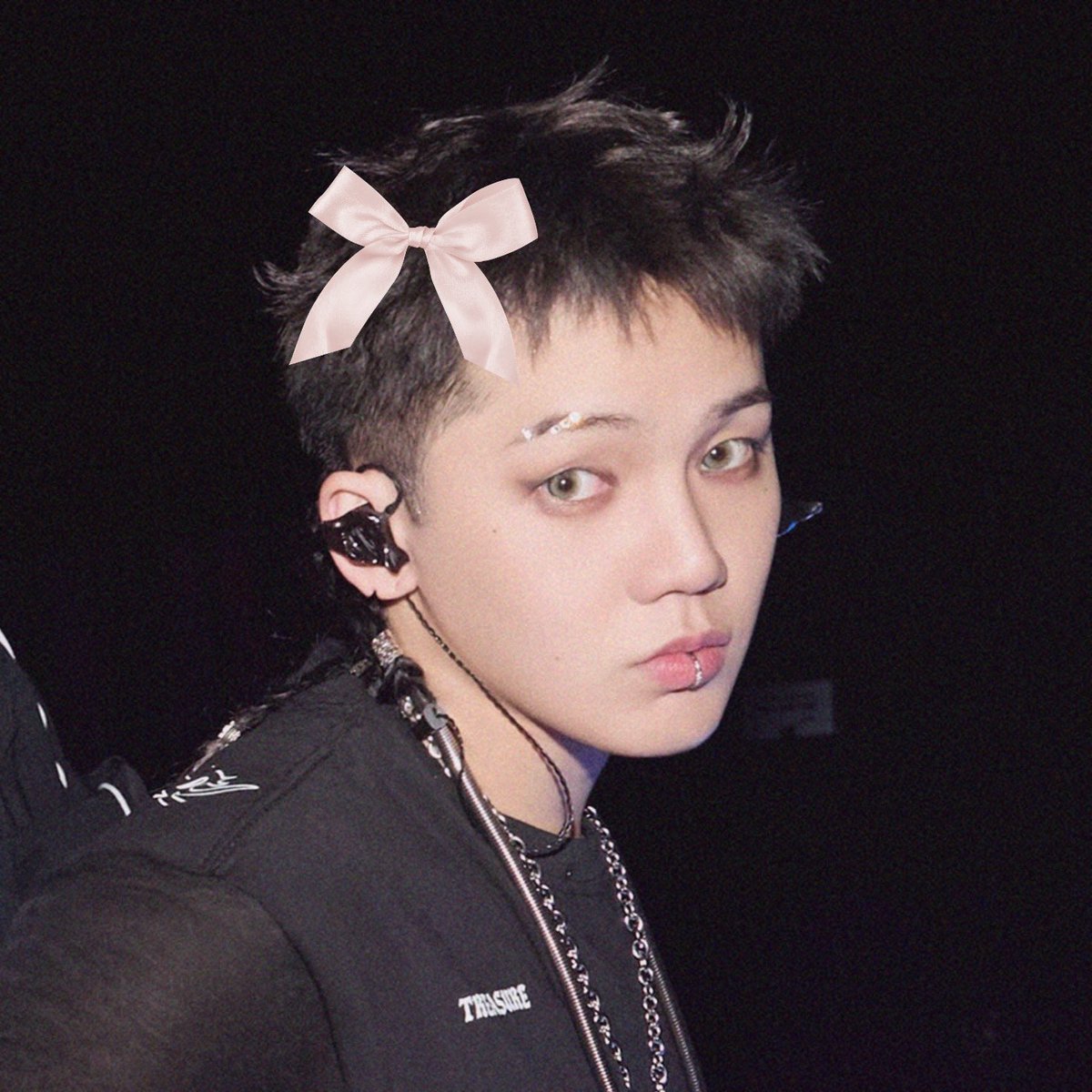 chsswar's tweet photo. coquette suk 🎀🤍

#CHOIHYUNSUK #최현석 https://t.co/SAzwG05Gcm