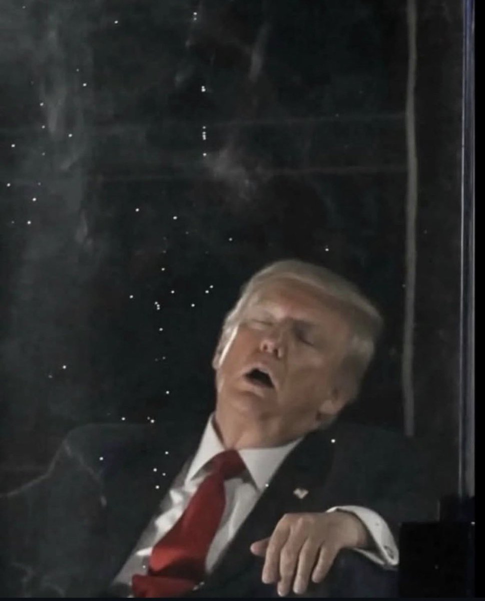 GrippedByTruth's tweet photo. @LePapillonBlu2 It was sad watching the team capt attempting to dislodge the fat sex pest from the festivities while the other team members were mocking @realDonaldTrump @potus is too stupid to recognize he when he’s being humiliated, happens frequently https://t.co/dlnPXfUnjZ